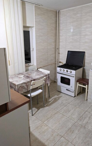 Militari, str. Orsova, metrou Lujerului